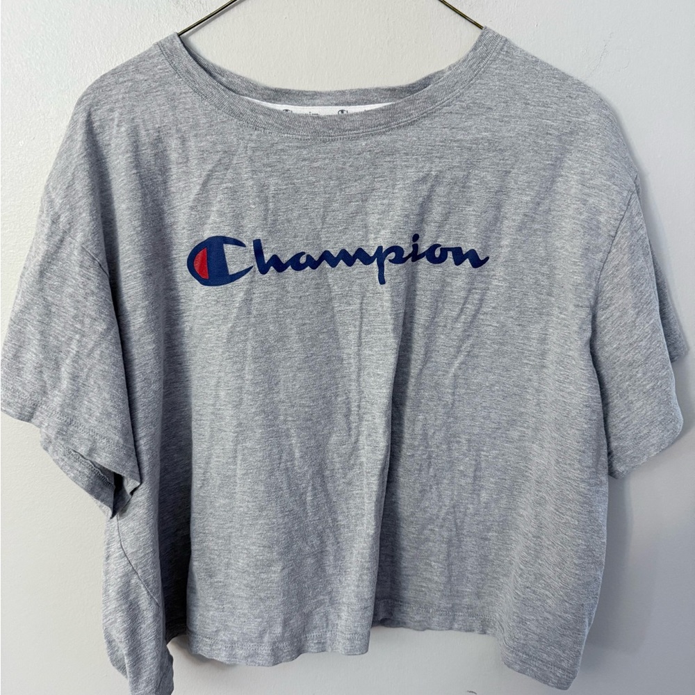 Champion Heather Gray Cropped Athletic Tee Women’s size XL